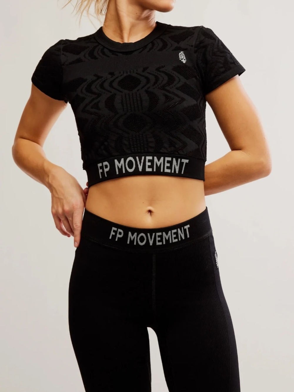 NWT FP Movement by Free People Run The Distance Baby Tee in Black | Size M/L